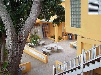 The Crow'S Nest Inn Vieques