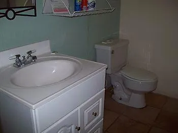 The Crow'S Nest Inn Vieques
